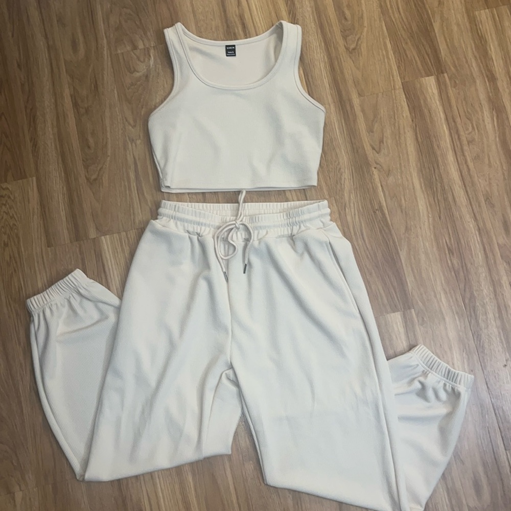 2 piece set